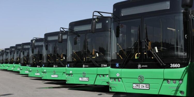 автобусы, Алматы, пассажиры, Алматинская область