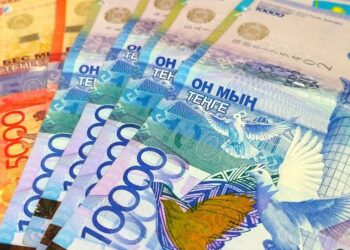 Деньги, тенге, казахстан